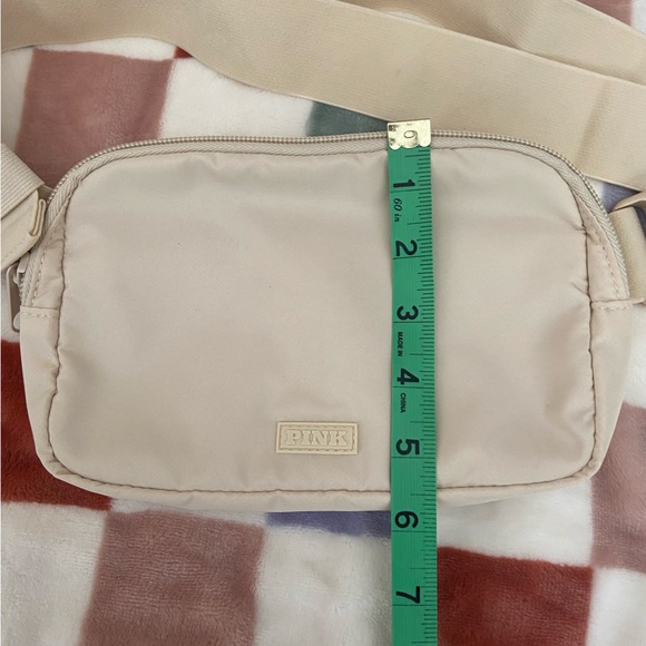 VICTORIAS SECRET PINK BELT BAG IN CREAM - Picture 6 of 6